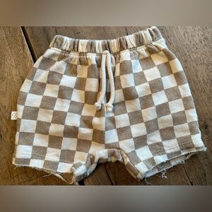 EUC Childhoods Clothing Boy Shorts in Taupe Checkerboard 3T.